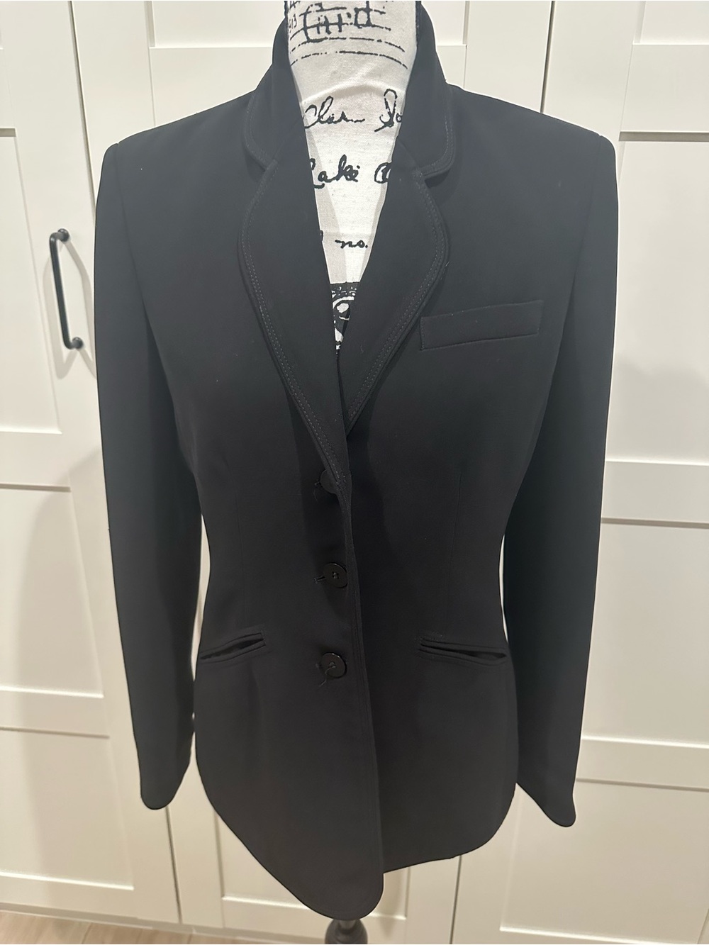 Anne Klein Black Tailored Notch-Lapel Blazer size 6 SLEEK LINES